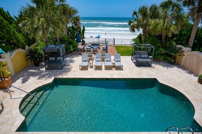Luxury Villa Photo #8