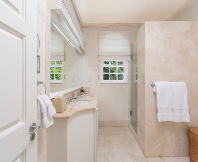 Luxury Villa Photo #50