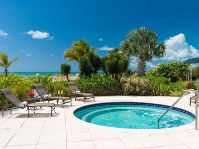 Luxury Villa Photo #25