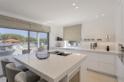 Luxury Villa Photo #24