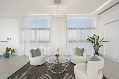 Luxury Villa Photo #34