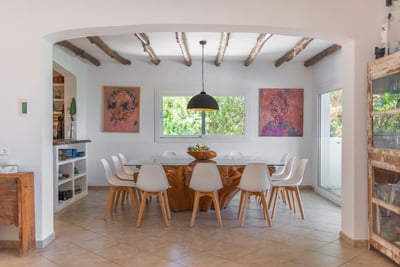 Luxury Villa Photo #24