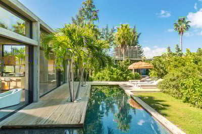 Luxury Villa Photo #5