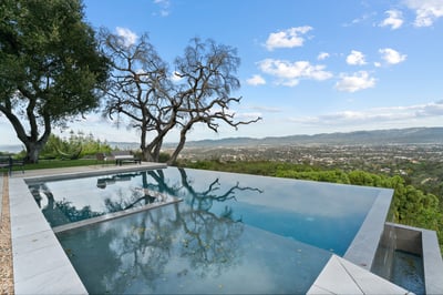 Luxury Villa Photo #10