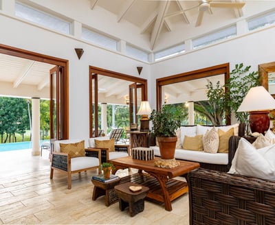 Luxury Villa Photo #24