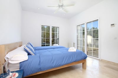 Luxury Villa Photo #16