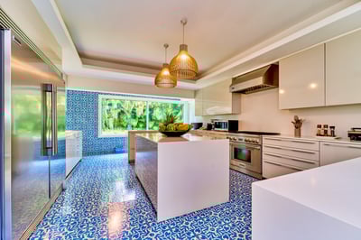 Luxury Villa Photo #19