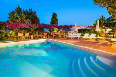 Luxury Villa Photo #9