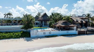 Luxury Villa Photo #5