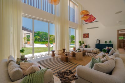 Luxury Villa Photo #11