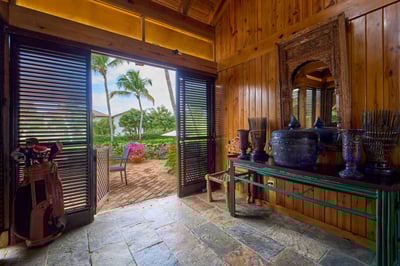 Luxury Villa Photo #38