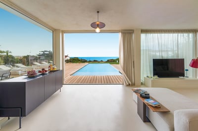 Luxury Villa Photo #17