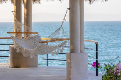 Luxury Villa Photo #9