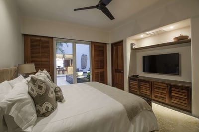 Luxury Villa Photo #45