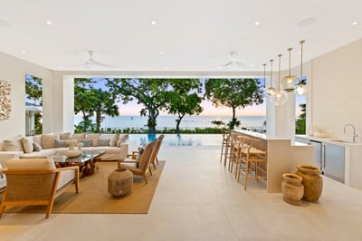 Luxury Villa Photo #8