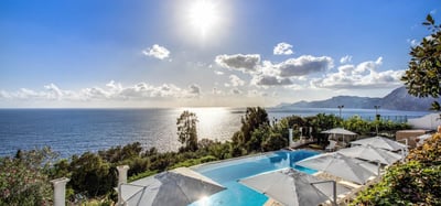 Luxury Villa Photo #2