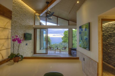 Luxury Villa Photo #34