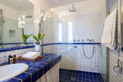 Luxury Villa Photo #93