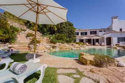 Luxury Villa Photo #4