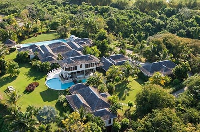 Luxury Villa Photo #2