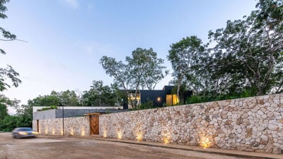 Luxury Villa Photo #21