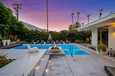 Luxury Villa Photo #6