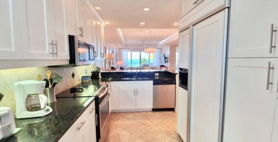 Luxury Villa Photo #11