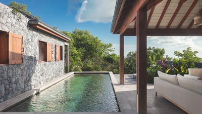 Luxury Villa Photo #3