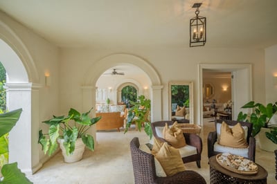 Luxury Villa Photo #14