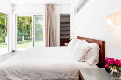 Luxury Villa Photo #35