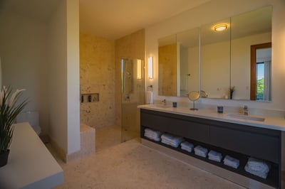 Luxury Villa Photo #68