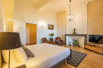 Luxury Villa Photo #17