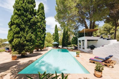 Luxury Villa Photo #2