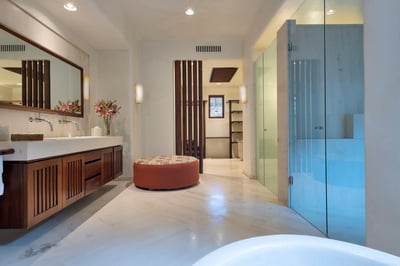 Luxury Villa Photo #40