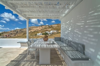 Luxury Villa Photo #6