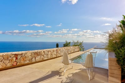 Luxury Villa Photo #4