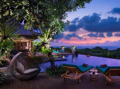 Luxury Villa Photo #8