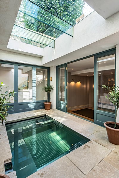 Luxury Villa Photo #36