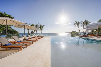 Luxury Villa Photo #2