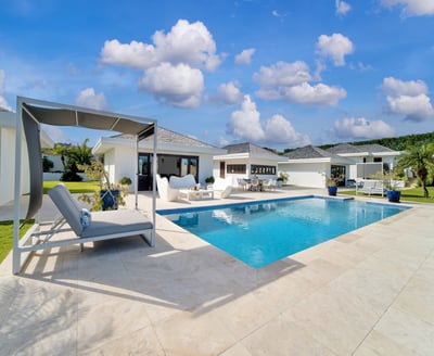 Luxury Villa Photo #8
