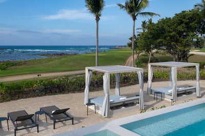 Luxury Villa Photo #9