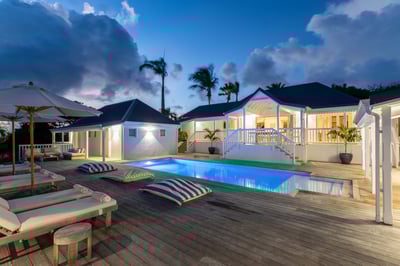Luxury Villa Photo #6