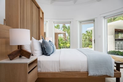 Luxury Villa Photo #40