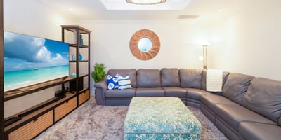 Luxury Villa Photo #12