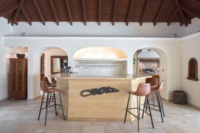 Luxury Villa Photo #16
