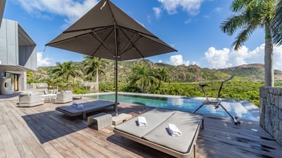 Pool & Terrace