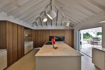 Luxury Villa Photo #18