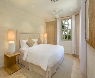 Luxury Villa Photo #21