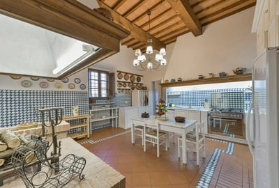 Luxury Villa Photo #13