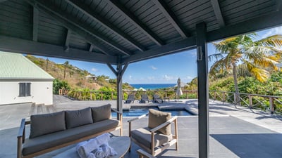 Luxury Villa Photo #13